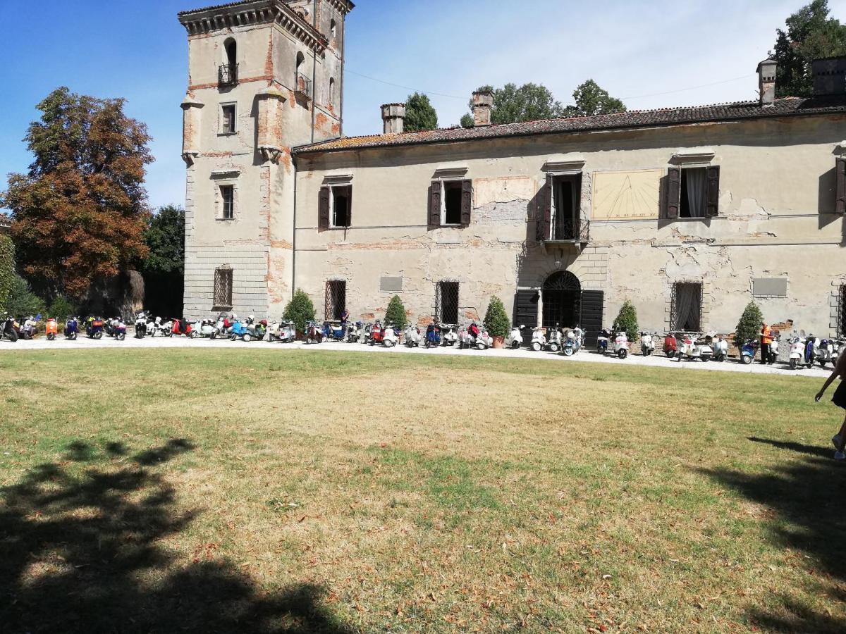 Ostello Castello Mina Della Scala Casteldidone Kültér fotó