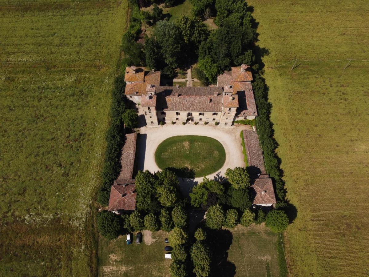 Ostello Castello Mina Della Scala Casteldidone Kültér fotó