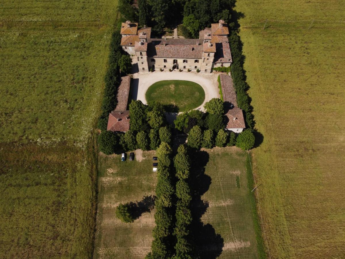 Ostello Castello Mina Della Scala Casteldidone Kültér fotó
