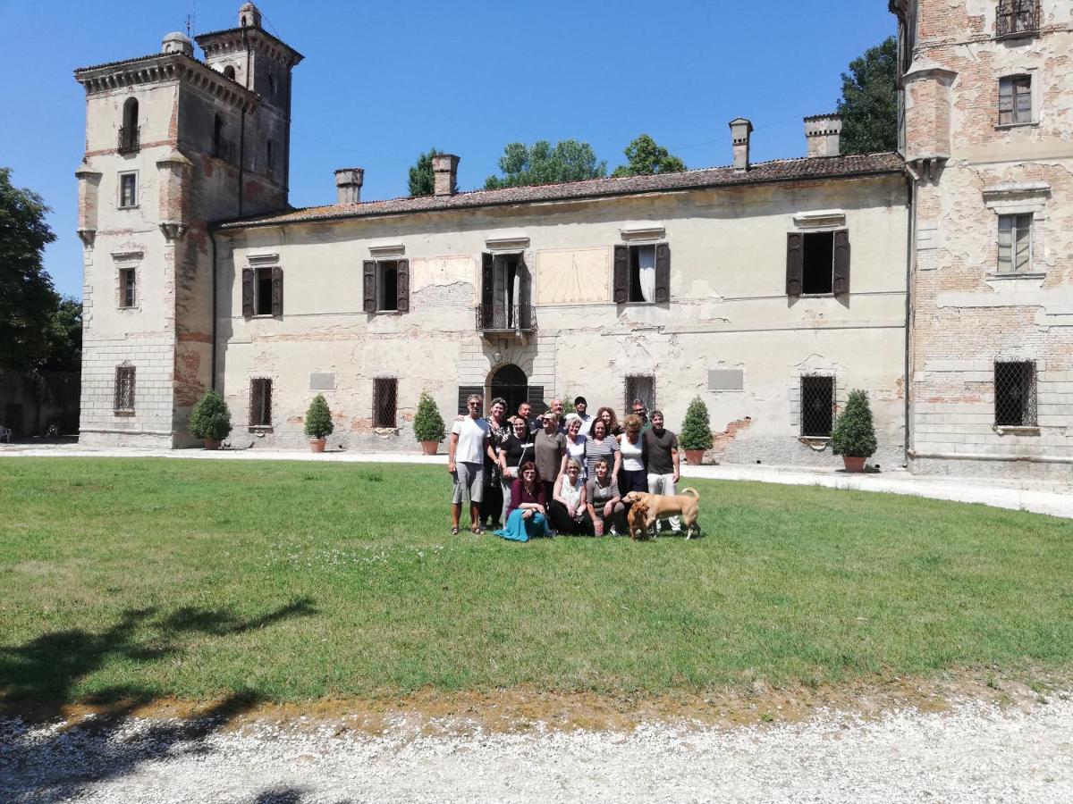 Ostello Castello Mina Della Scala Casteldidone Kültér fotó