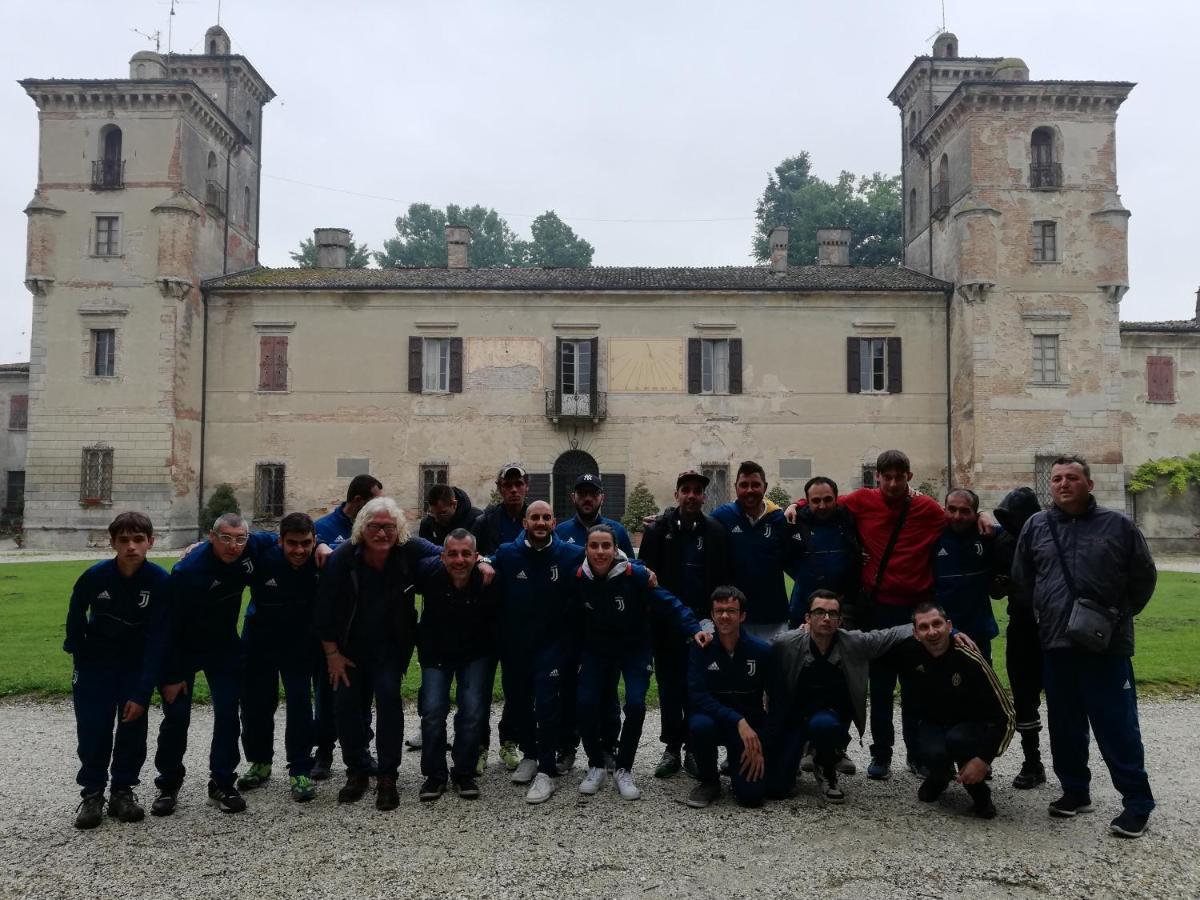 Ostello Castello Mina Della Scala Casteldidone Kültér fotó