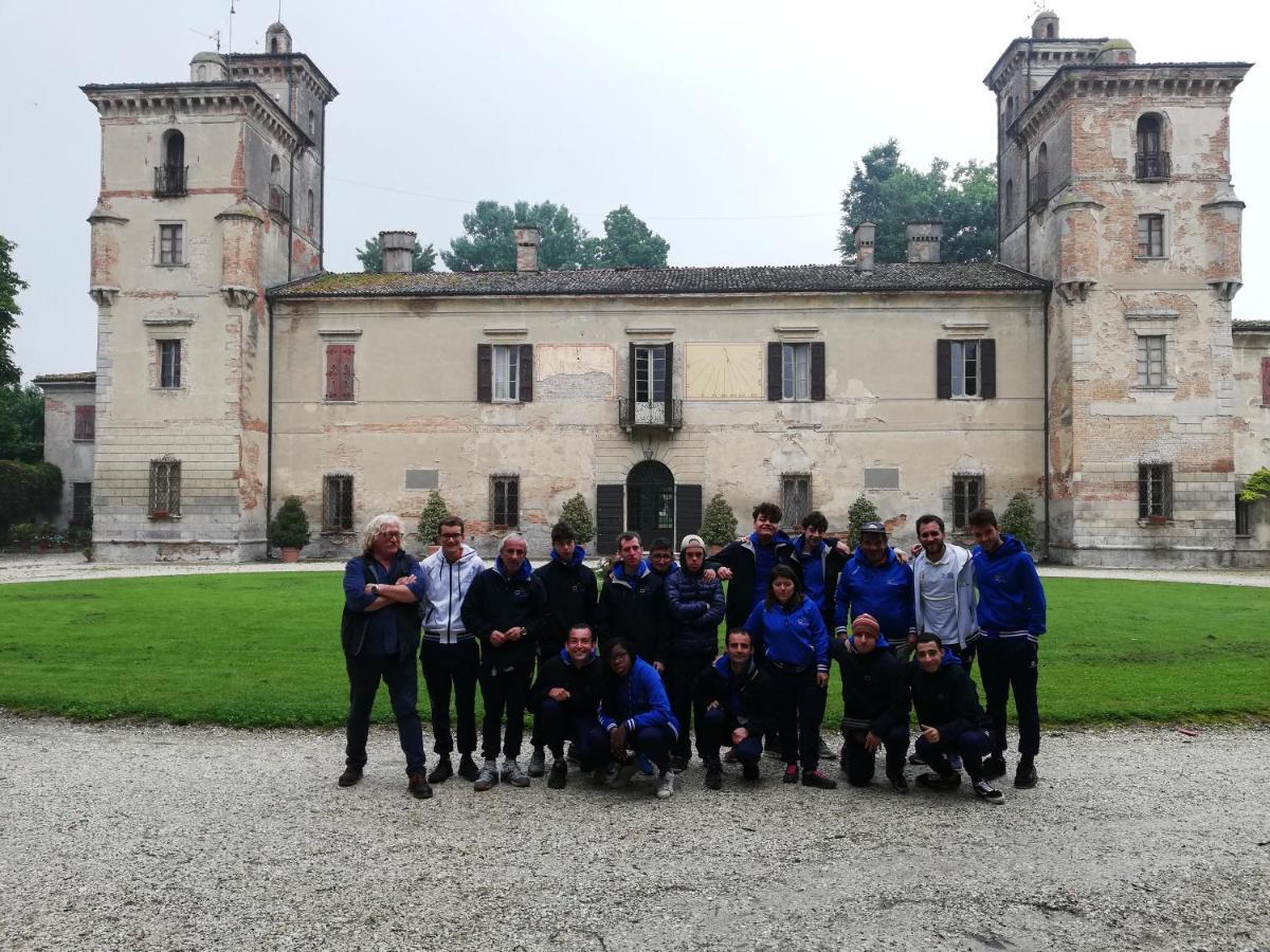 Ostello Castello Mina Della Scala Casteldidone Kültér fotó